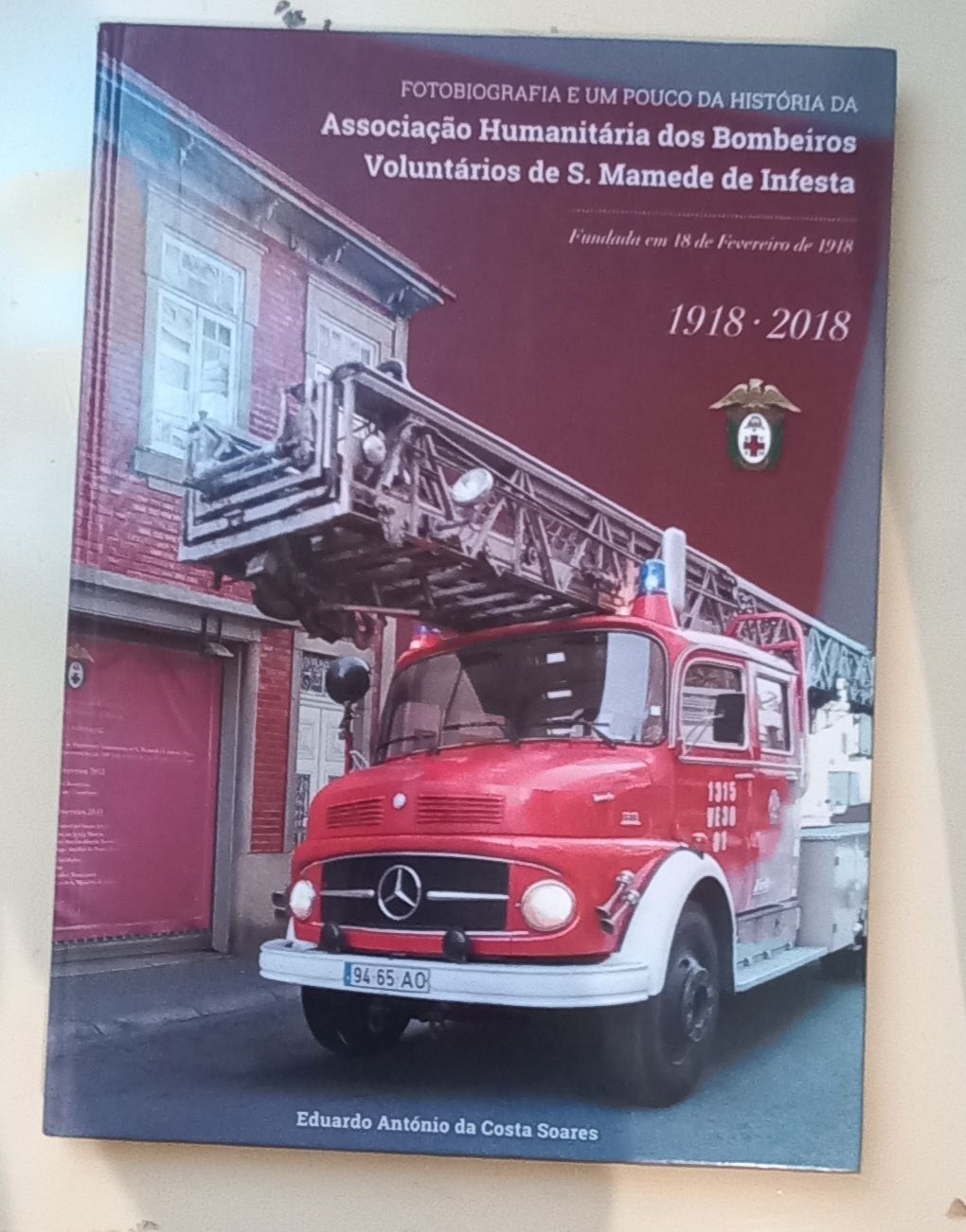 Livro da "Associação Humanitária dos Bombeiros V. de S. Mamede Infesta