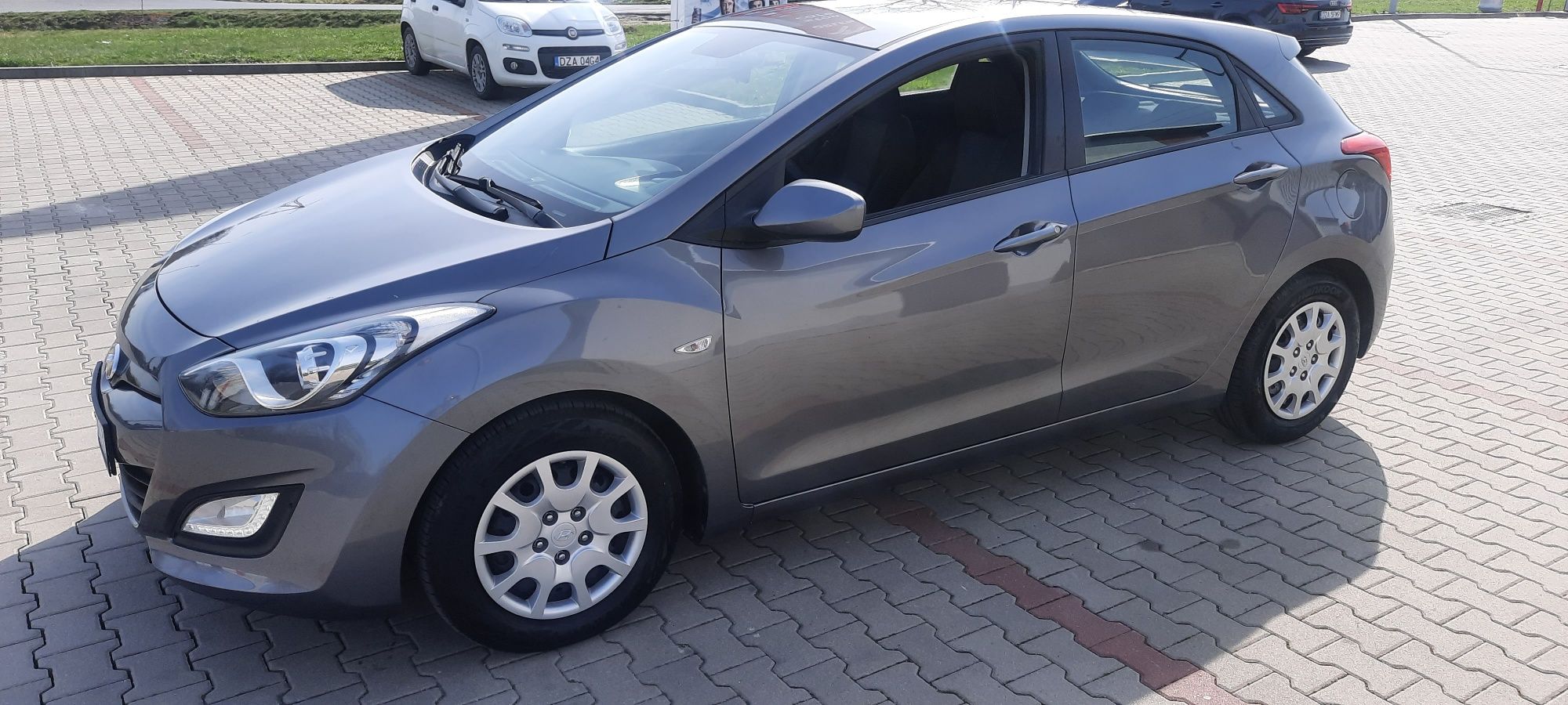 Hyundai I30 1.4 benzyna , XII 2014