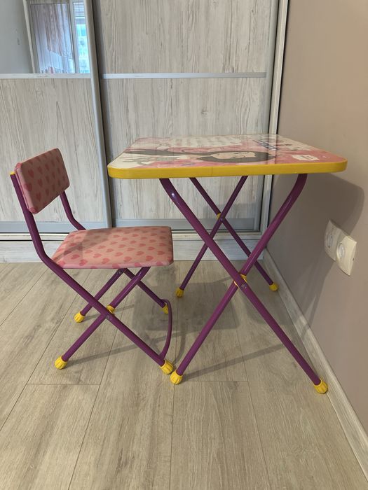 Продаю дитяча парта