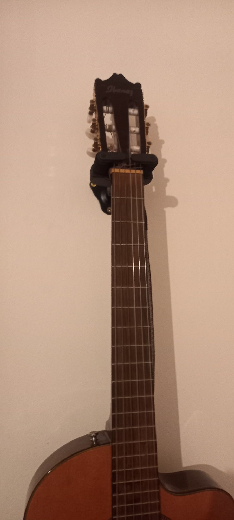 Guitarra Ibanez semi acústica