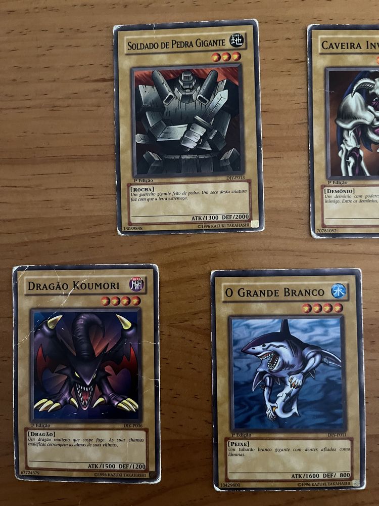 Cartas Yu-Gi-Oh em português