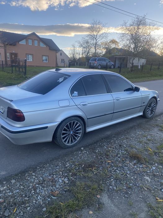 Продам BMW E39 520i (2700$ + ТОРГ)