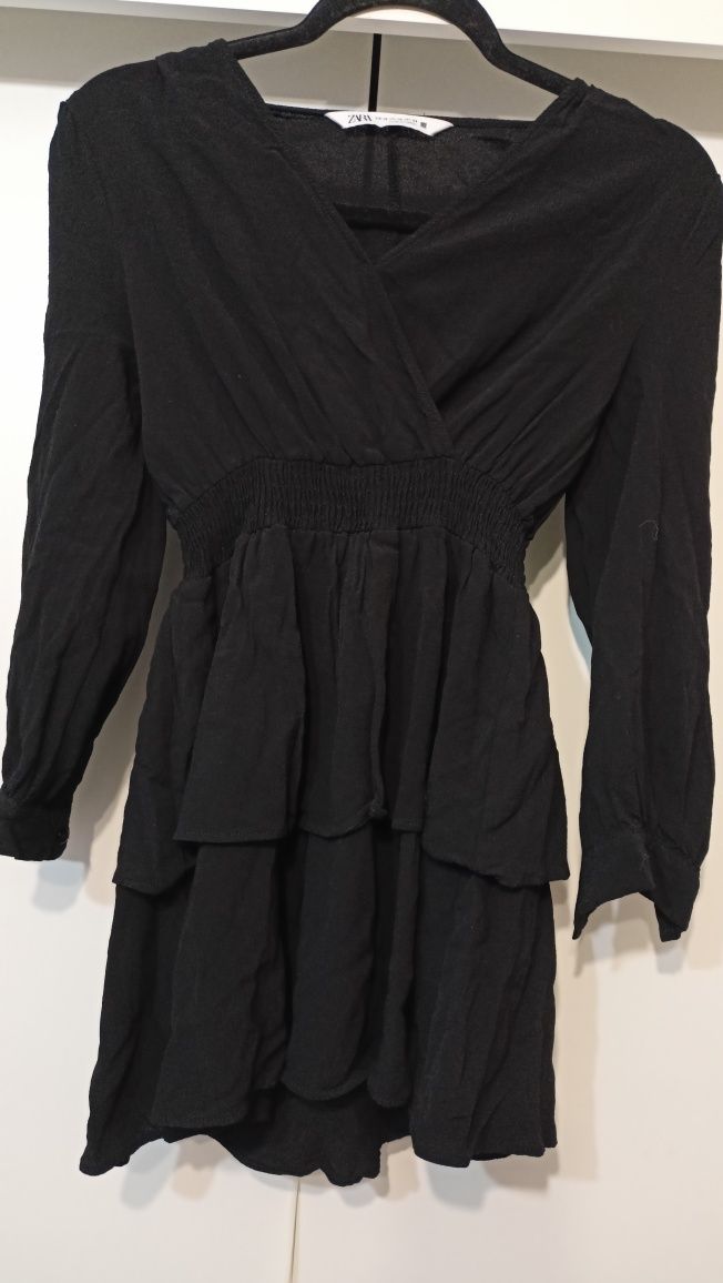 Czarna sukienka Zara rozmiar xs