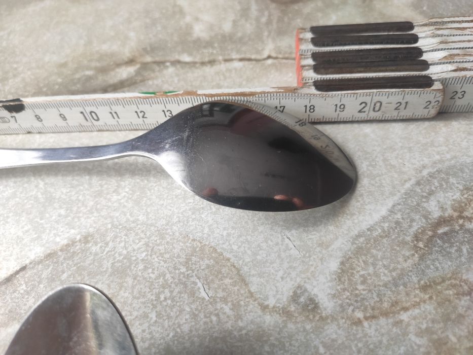 Hoffner stał 18/10 łyżki obiadowe