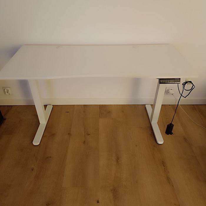 Biurko elektryczne Silver Monkey 140×60 – białe