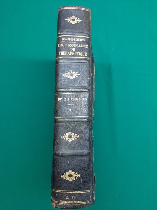 Livro Antigo Dicionário Terapêutico