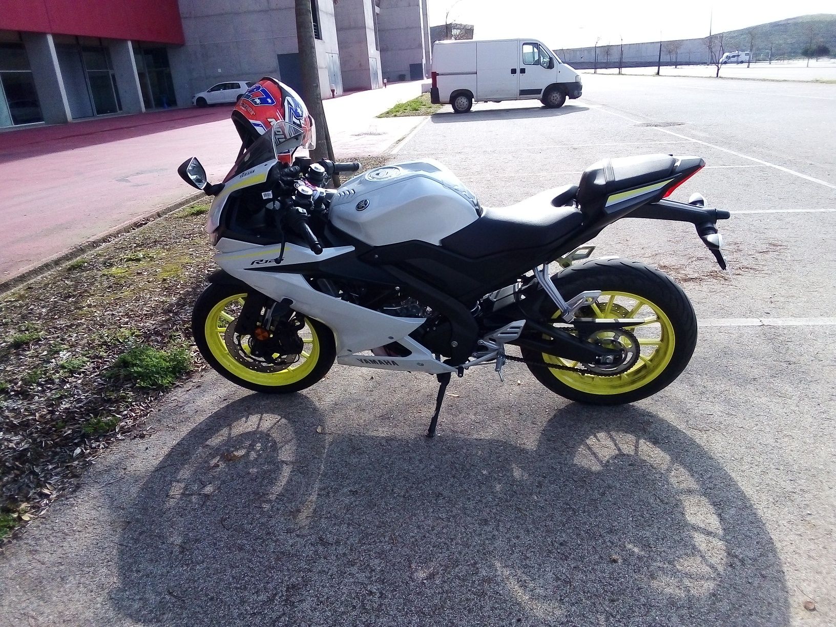 Yamaha Yzf - R125