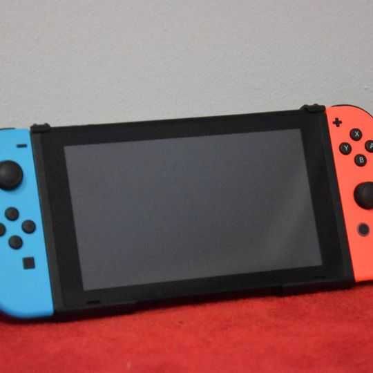 Konsola Nintendo New Switch Red + Blue Joy-Con