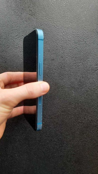 Смартфон Apple iPhone 13 256GB Blue + чехол + новая батарея pro max