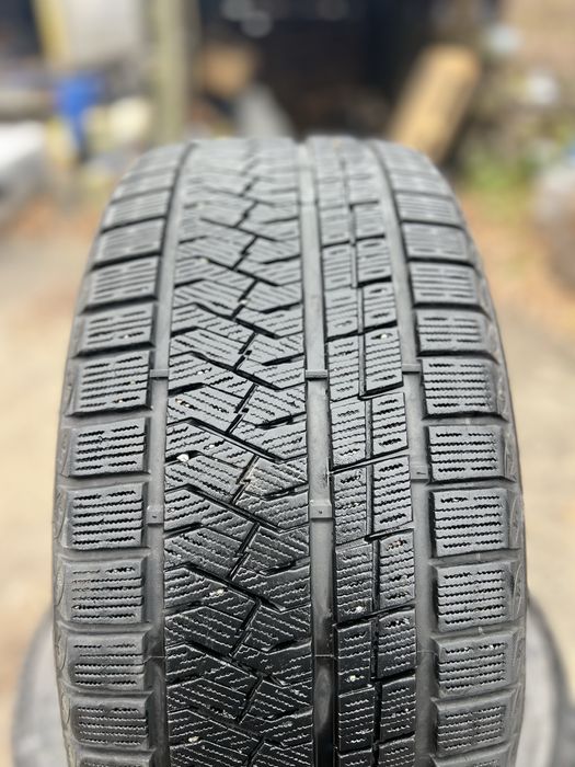 Продам разноширокую Зиму Triangel Snowlink 245x40R19 275x35R19