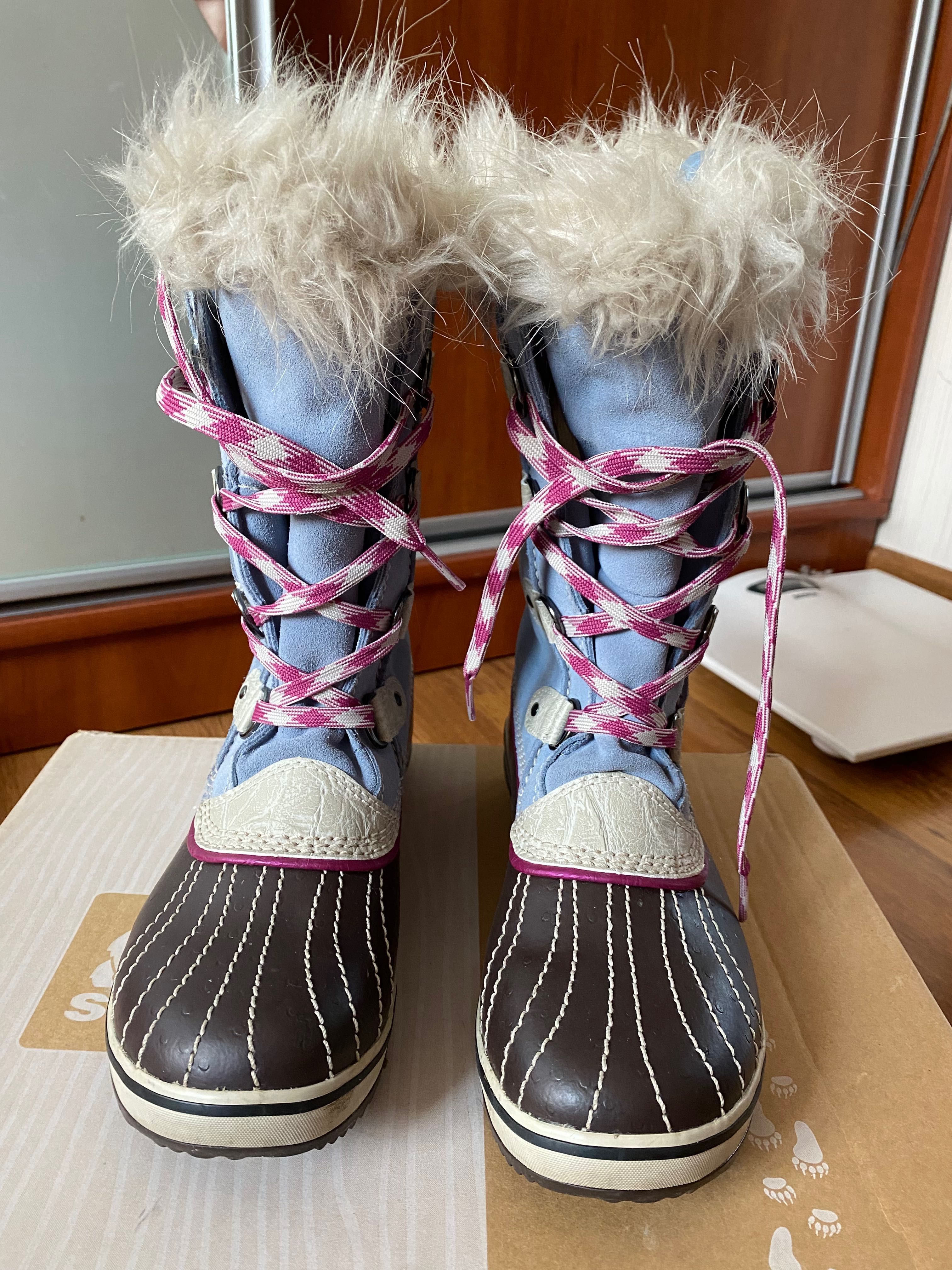 Продам зимові ботінки sorel