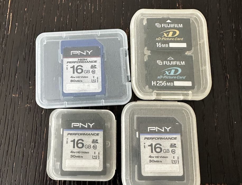 Fujifilm  FinePix HS50 EXR STATYW !!!