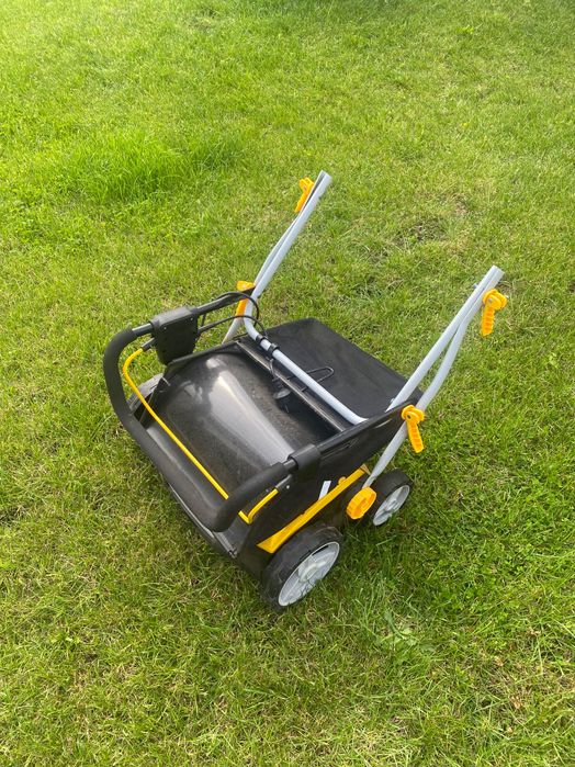 Wertykulator/aerator z koszem