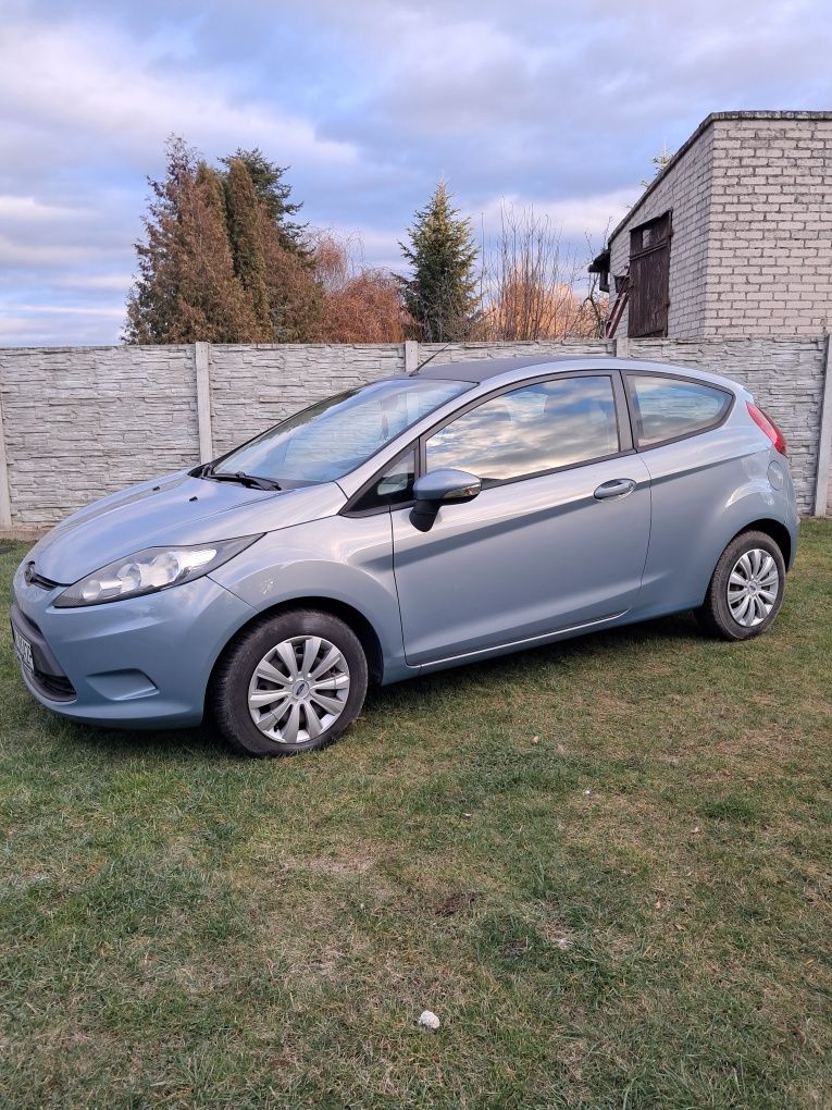 Sprzedam Ford Fiesta MK7 1.4cdti