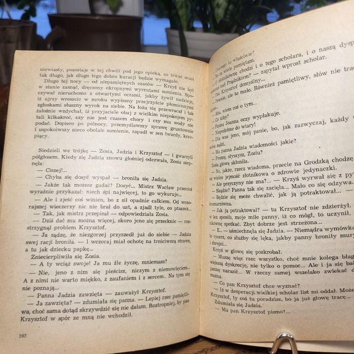 Książka Skrzyżowanie Berła 27