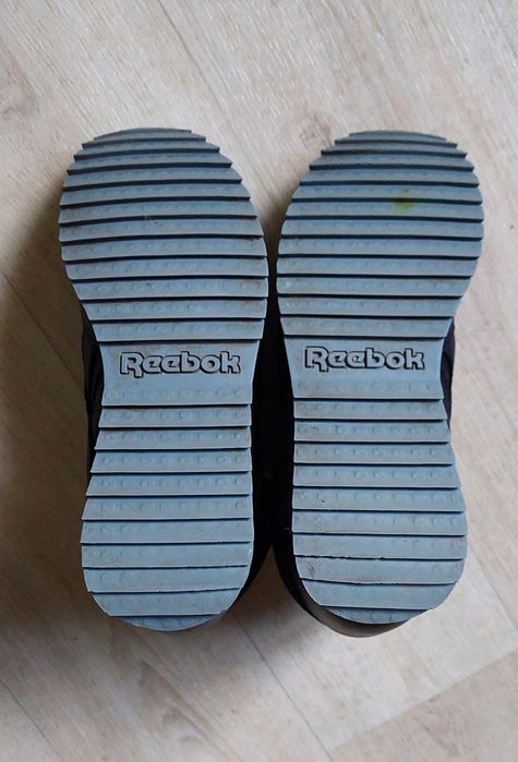 Кожаные змние ботинки/кроссовки/хайтопы Reebok.