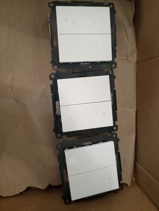 Simon 55 Ściemniacz klawiszowy do LED biały mat - cena za sztukę