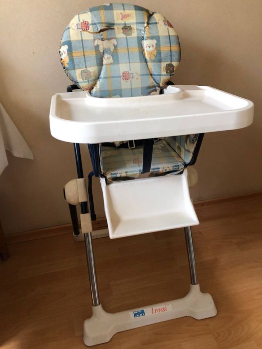 Годувальний стільчик столик