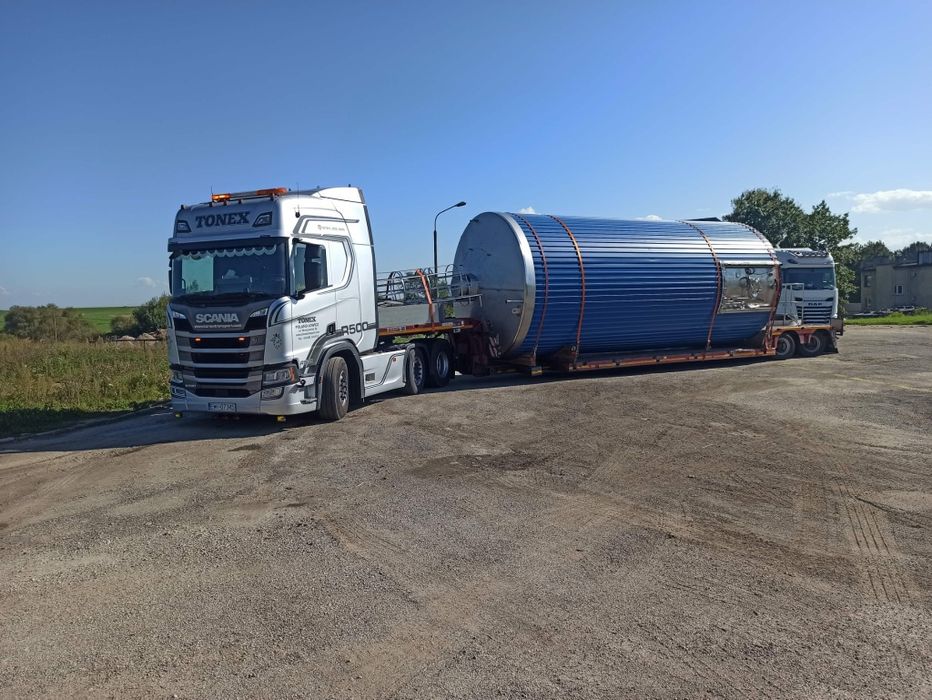 Transport kombajnów sieczakarni maszyn domków  tiefbett gabarytów