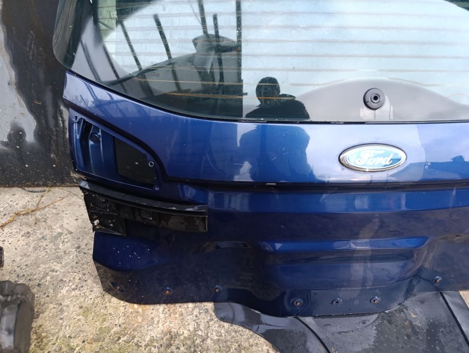 Кришка багажника кляпа Форд С-Макс Ford S-Max