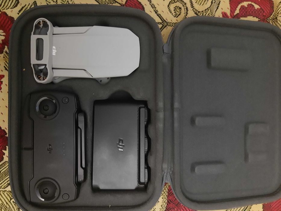 Квадрокоптер DJI Mavic Mini Fly More Combo