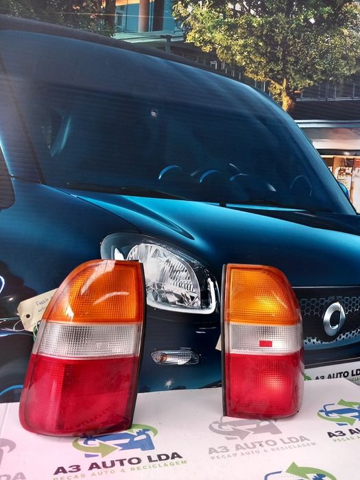 Farolim esquerdo e direito MITSUBISHI L200