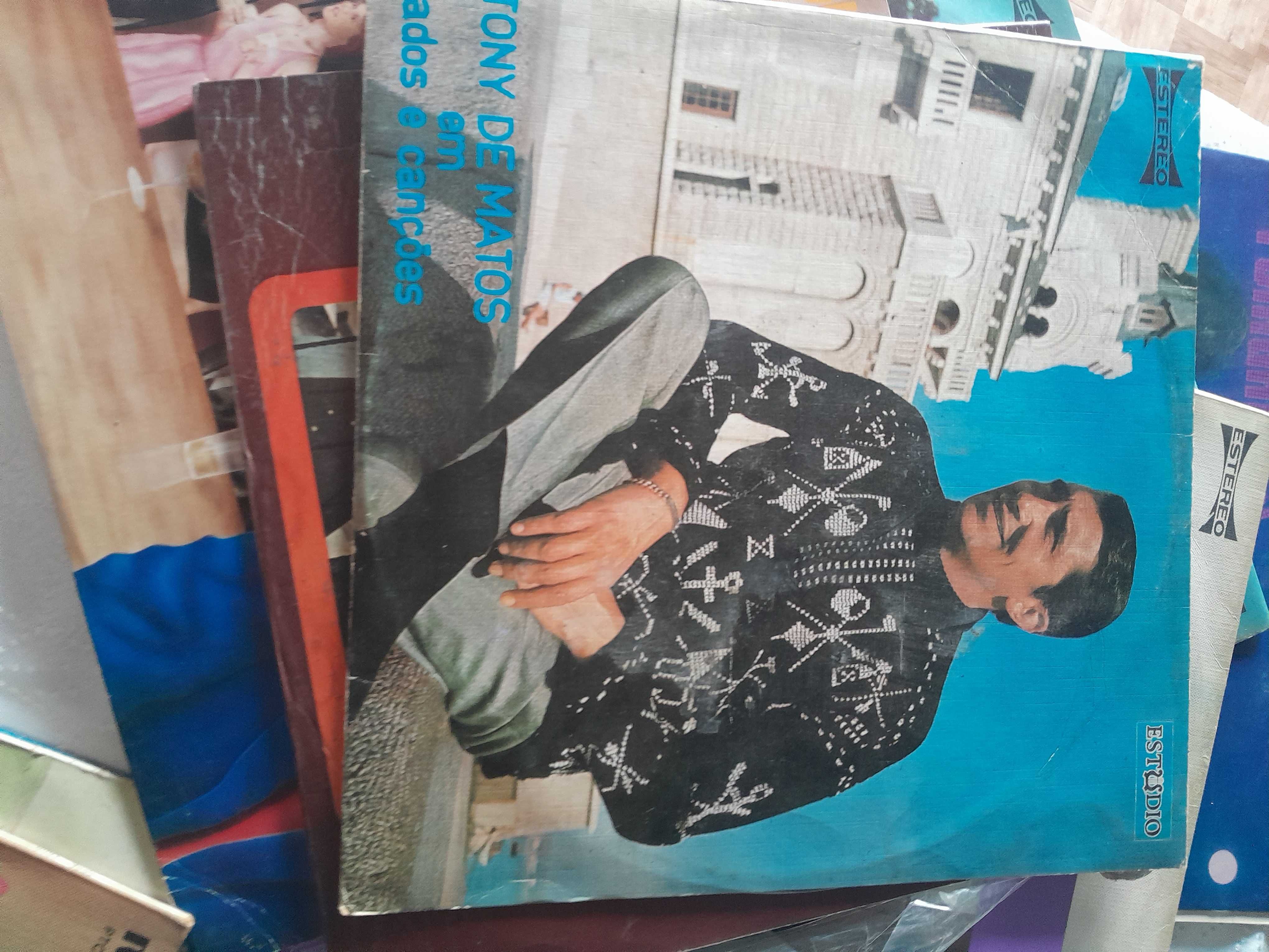 Vendo vinil antigos 6 tony matos 6 melodias de sempre etc