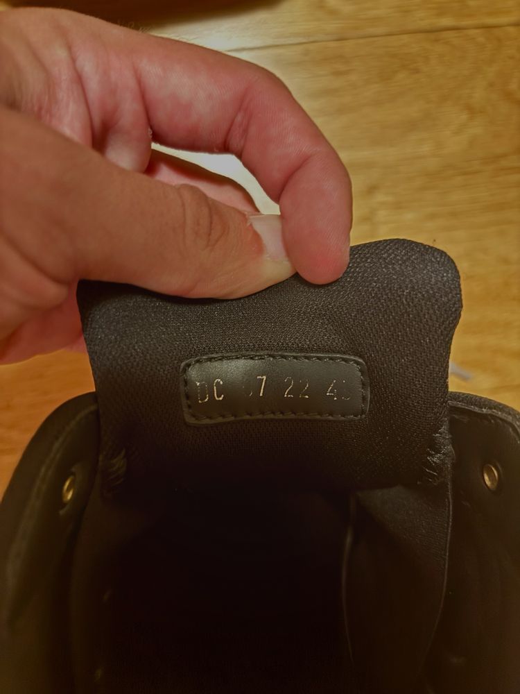 Tenis dior B30 43 com caixa e acessorios