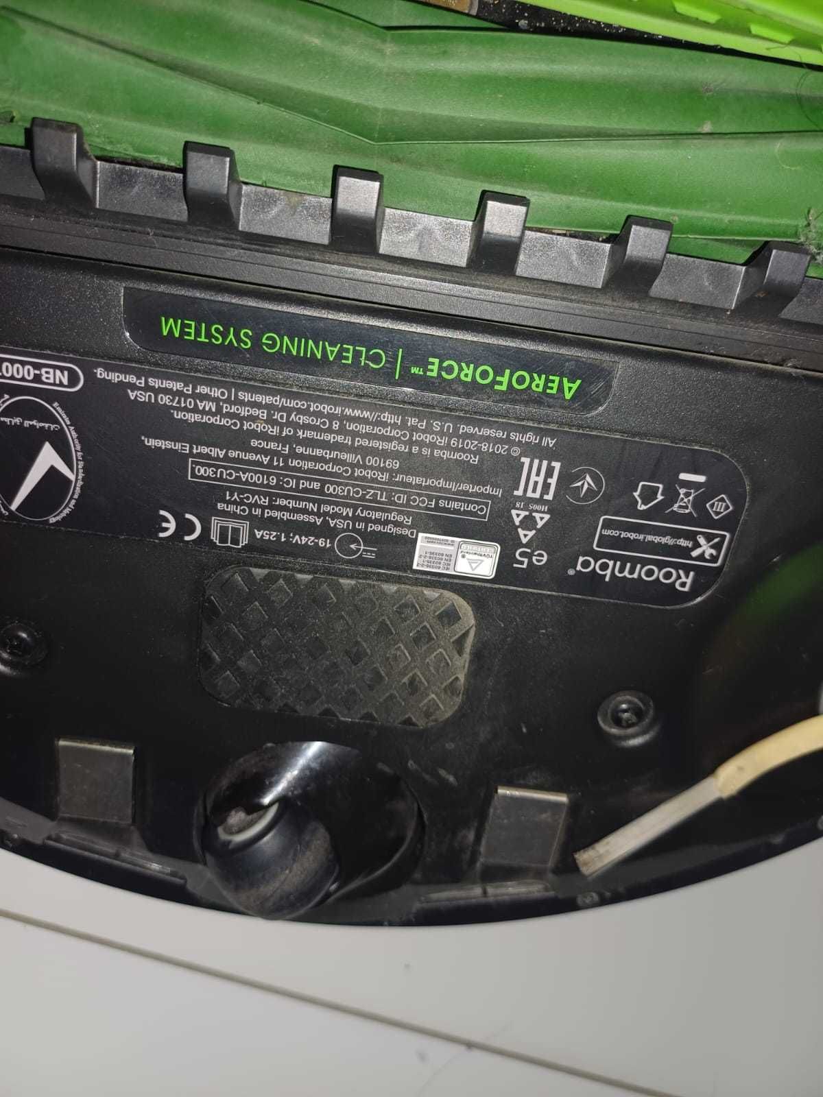 Robot sprzątający Roomba e5