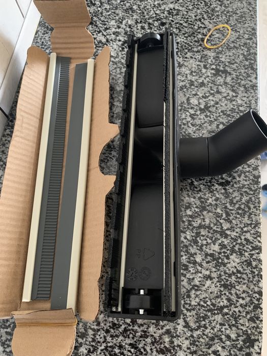 НАСАДКА-ЩІТКА DN35до пилососів Karcher здодатковими гумовими смужками.