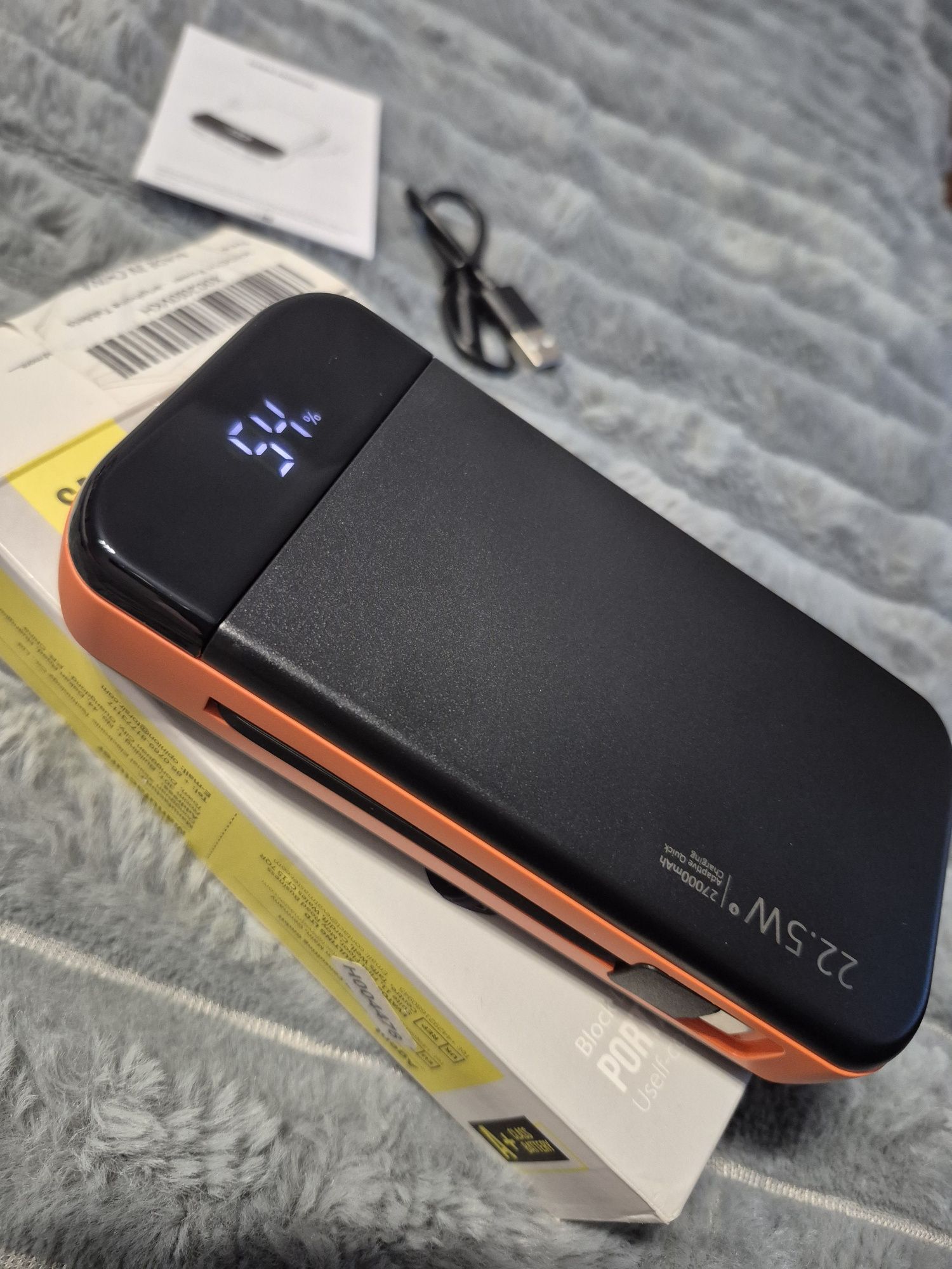 Power bank 27000 mA/год, 22,5W з кабелями