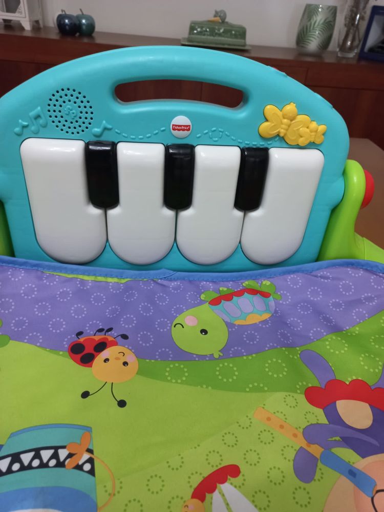 Ginásio e Piano Pés e Mãos Fisher Price