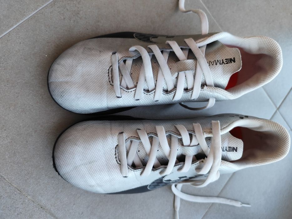 Chuteiras Nike n° 37,5