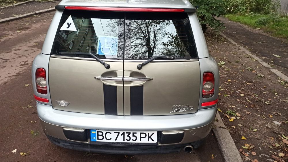 Mini cooper clubman