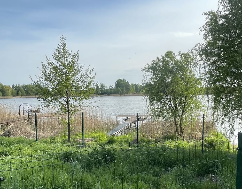 DOMEK NAD JEZIOREM pierwsza linia brzegowa