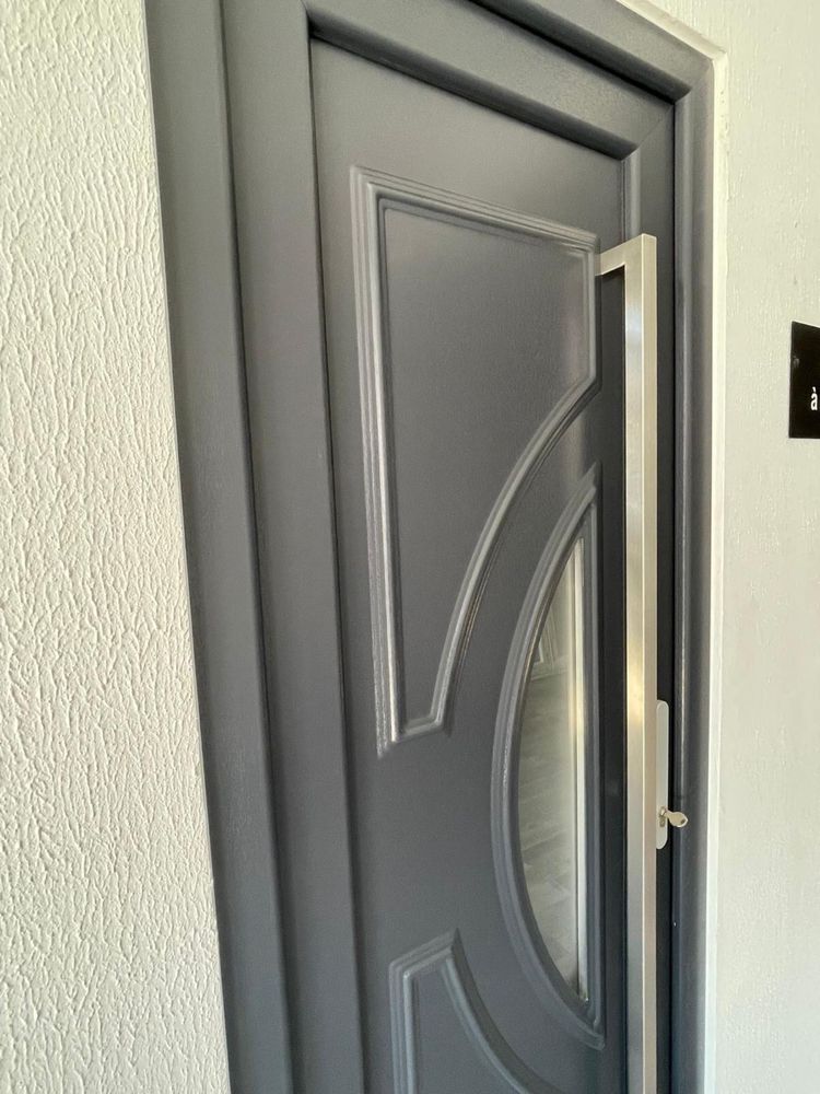 Vendo janelas e portas de PVC