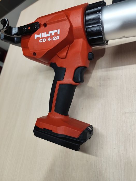 Hilti CD4-22    600Ml   безщітковий акумуляторний пістолет по герметик