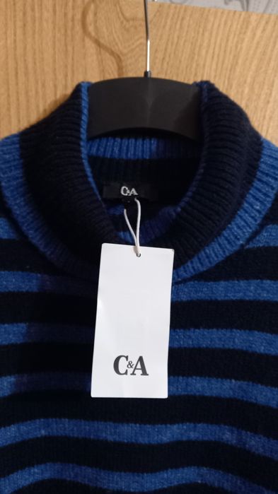 Женский модный тёплый свитер в полоску