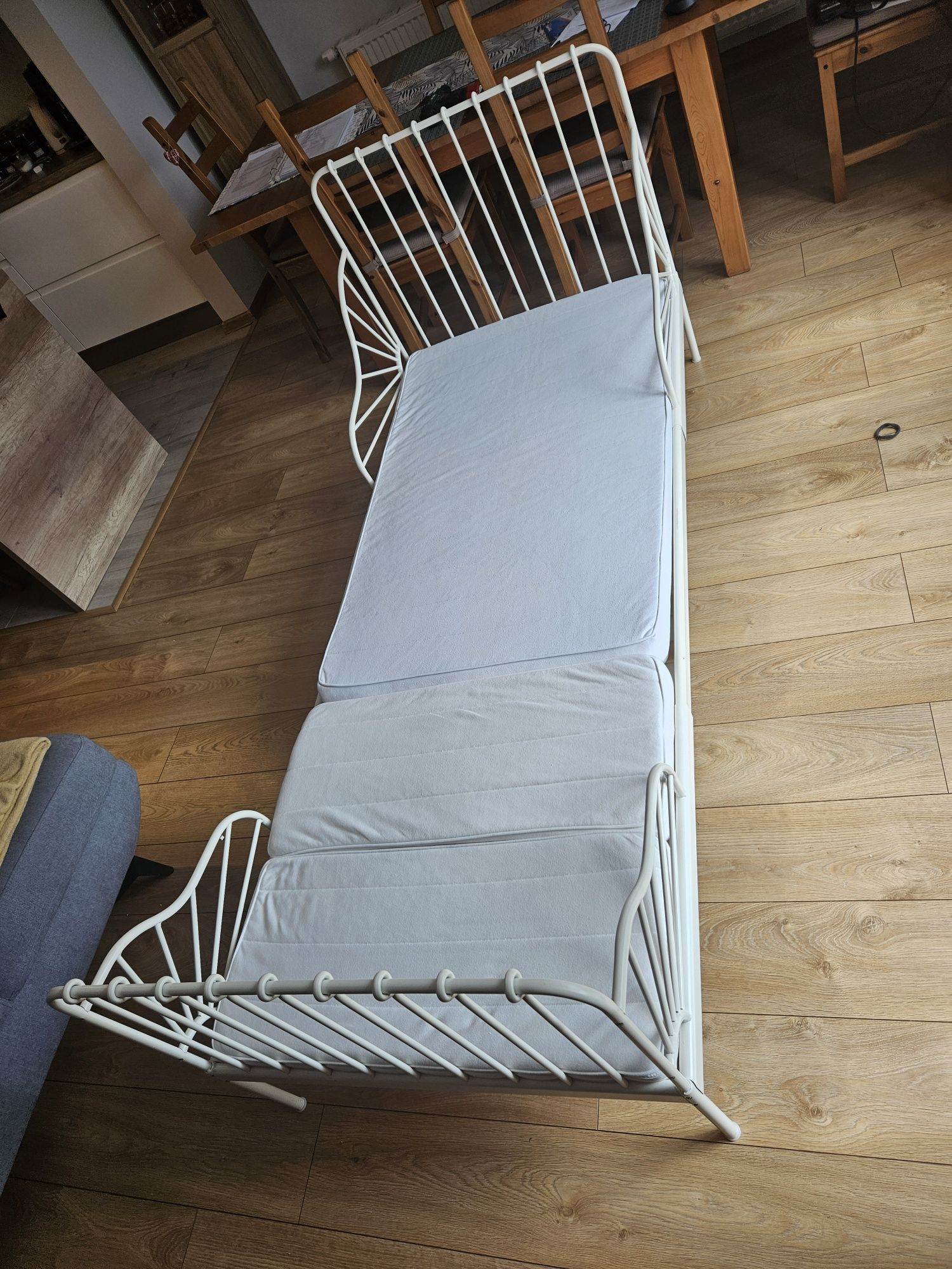 Łóżko regulowane Minnen ikea
Rama łó żka o regulowanej długości