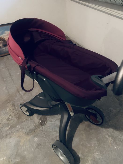 Wozek dzieciecy gondola + spacerowy 200zl