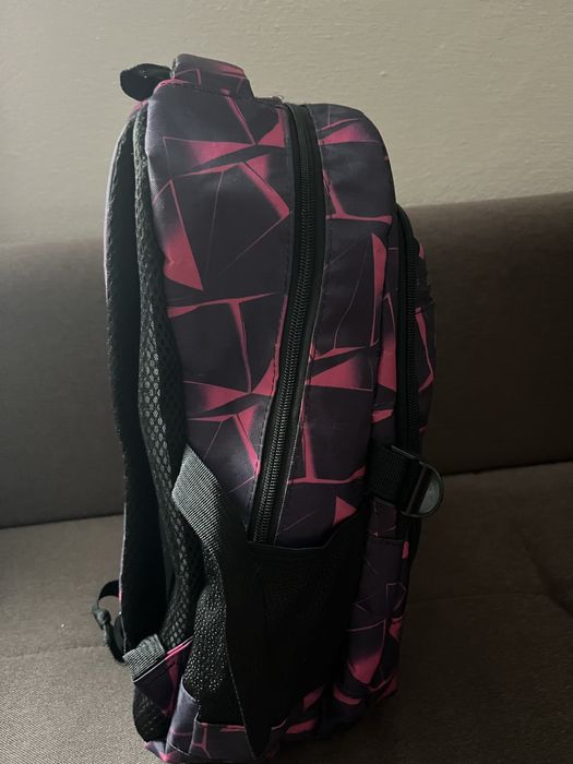 Портфель шкільний