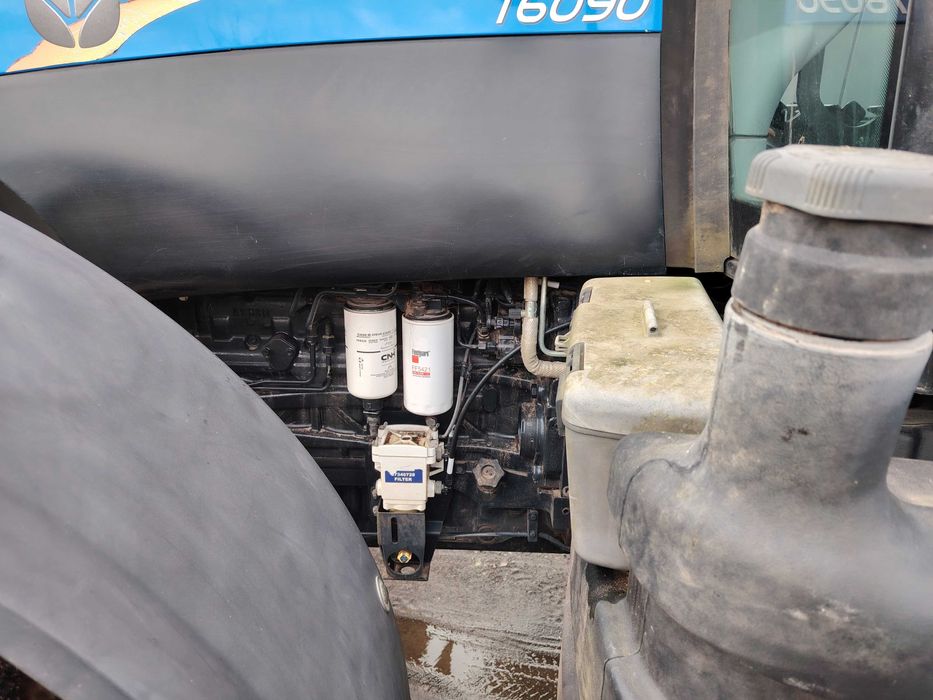 Трактор New Holland T6090