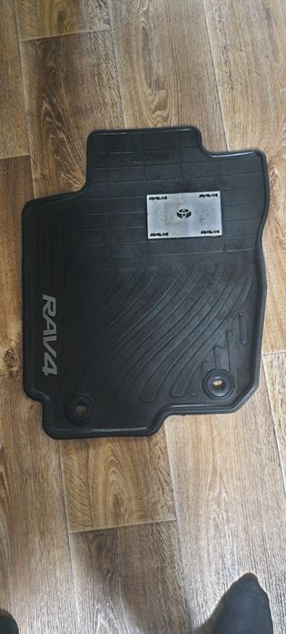 Коврики  салона RAV 4  оригинал