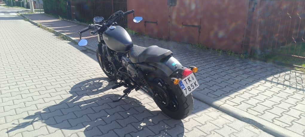Hyosung Aquila GV125S Bobber Wtrysk