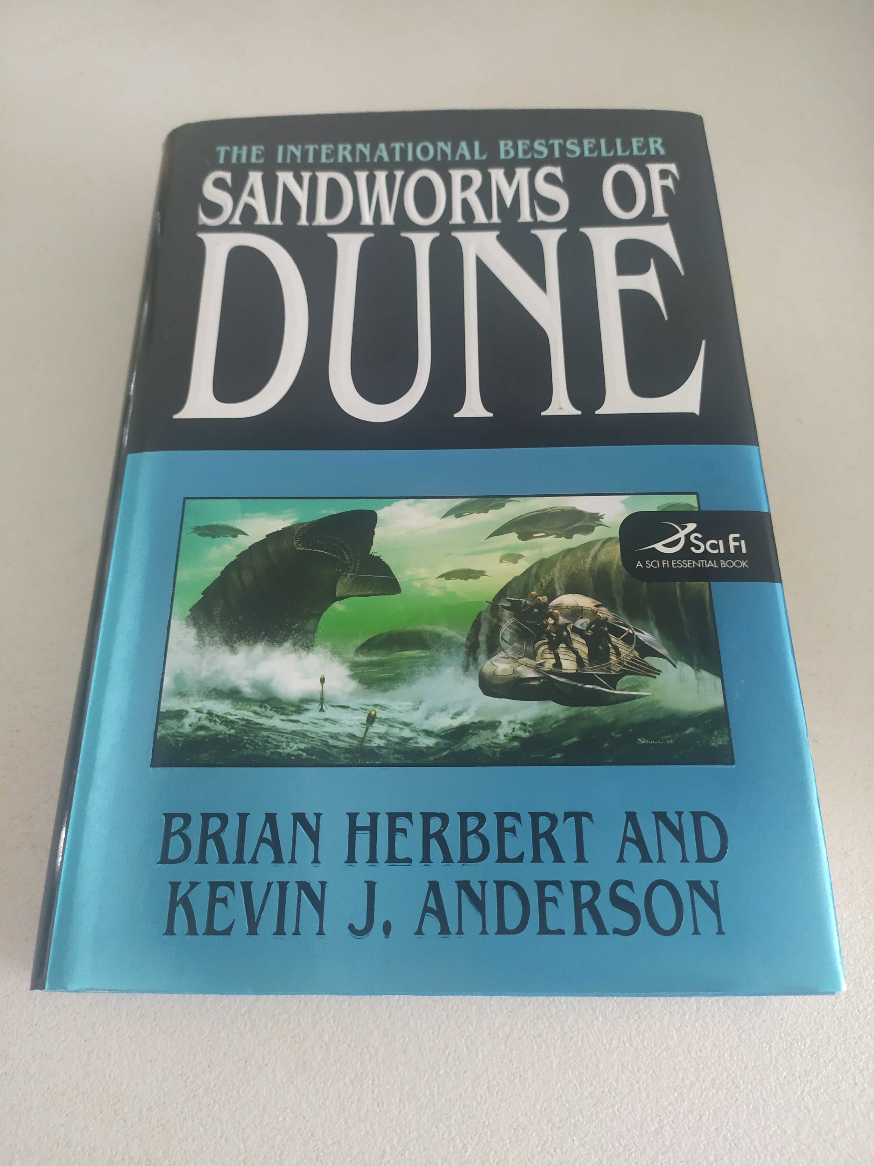 Sandworms of Dune, twarda oprawa, nowa, cykl Diuna, Czerwie Diuny