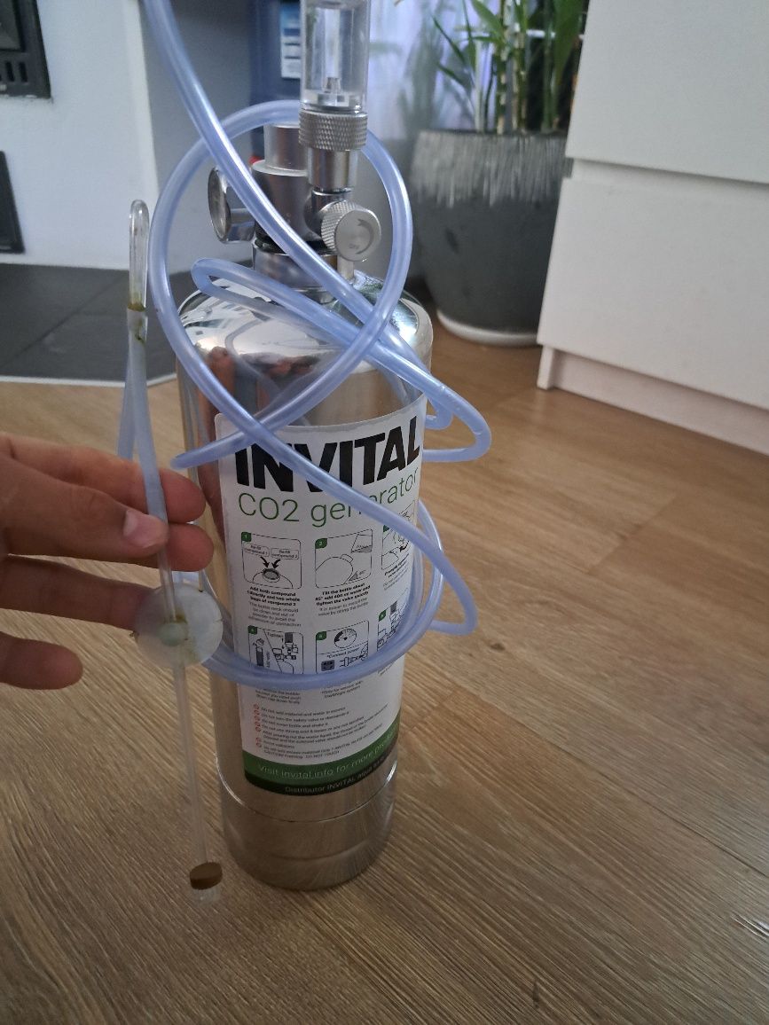 Akwarium 30l z całym wyposażeniem
