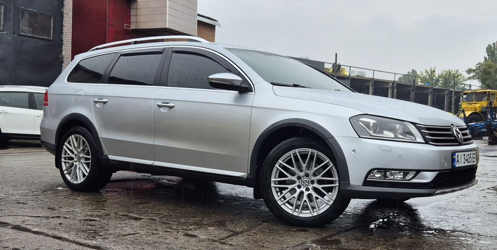 VW Passat  Alltrack b7