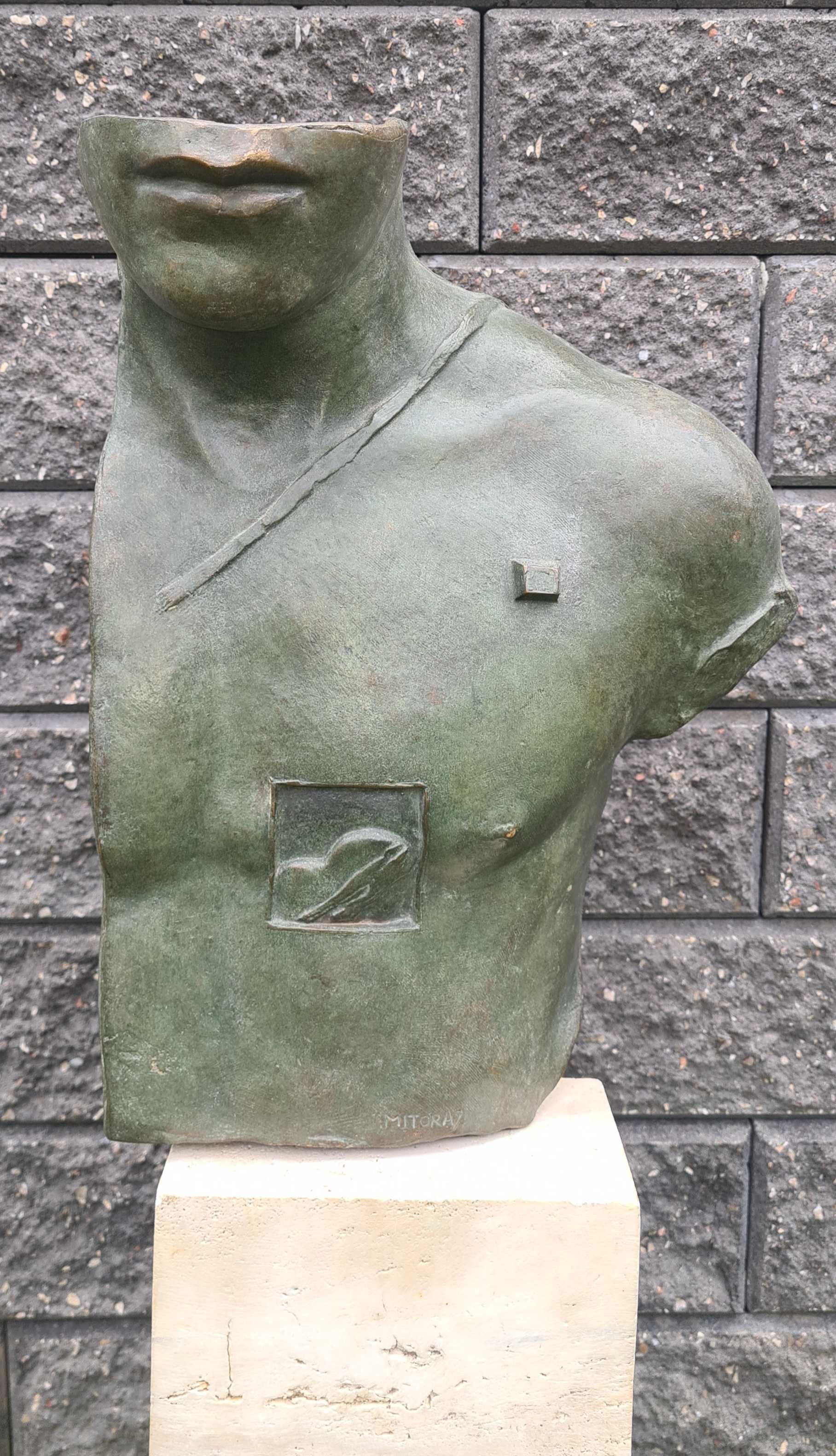 Rzeżba Igor Mitoraj * Asklepios