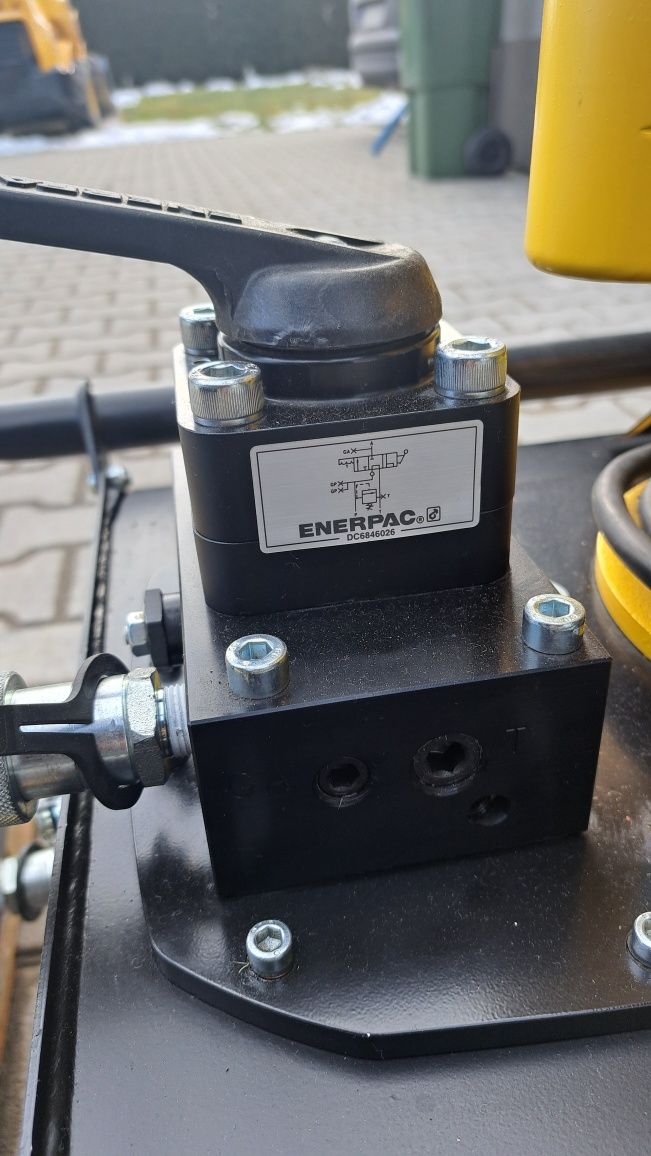 Zasilacz agregat Enerpac ze3320, 700bar, 230V, 20l