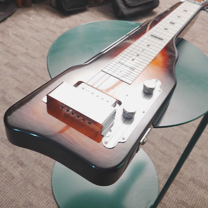 gitara Gretsch G5700 Lap Steel Slige guitar, hawajska gitara